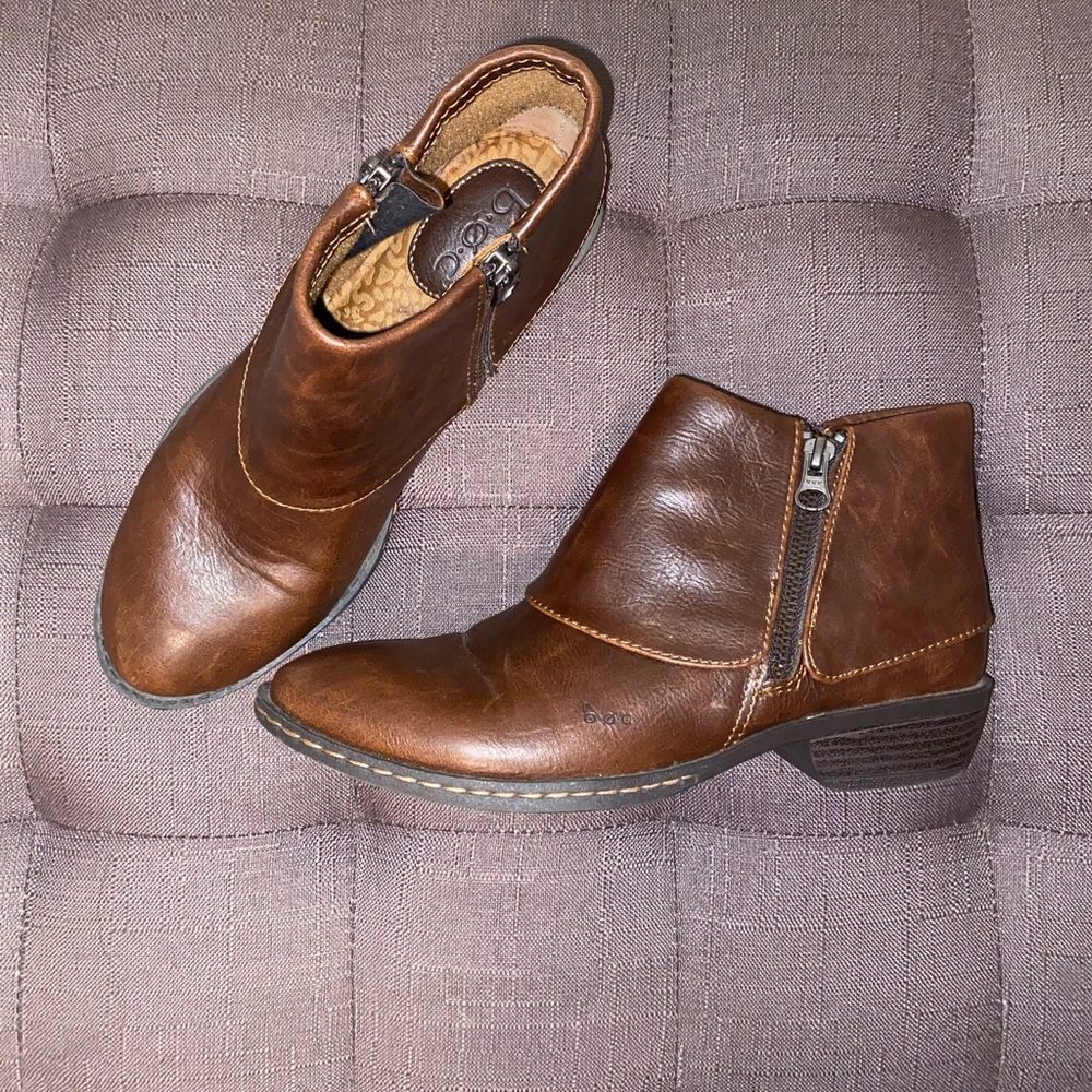 Brown leather booties - 6.5